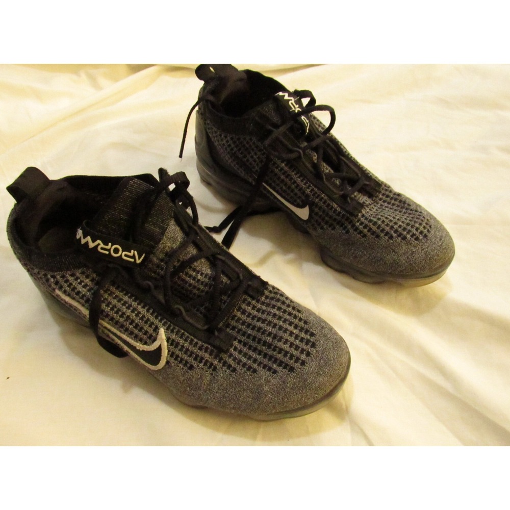 Nike Air Vapormax Running Shoes Kids Size 6Y Black Gray DB1550-006